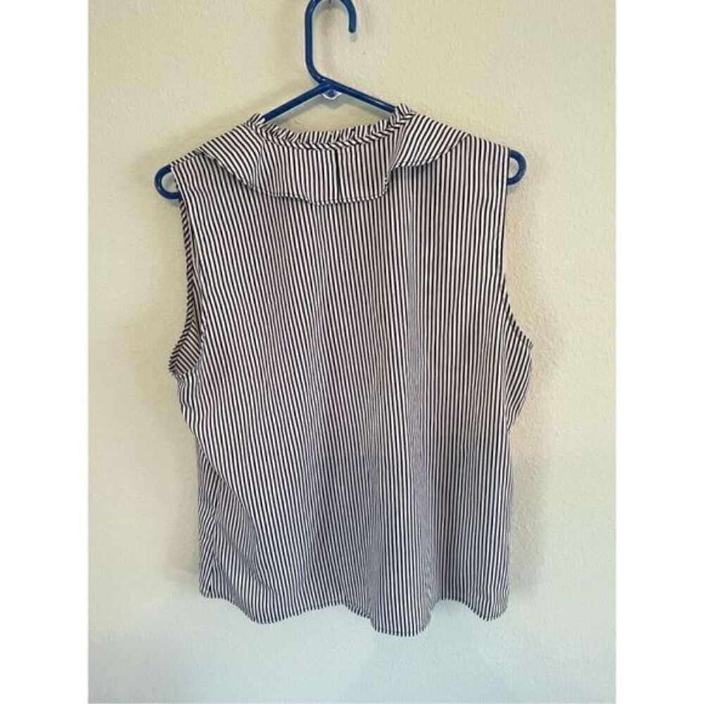 Karl Lagerfeld Sleeveless Top (SZ L)